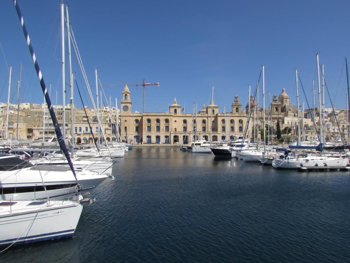Vittoriosa' Seafront 2 Bed Highly Furnished Apartment Exterior foto